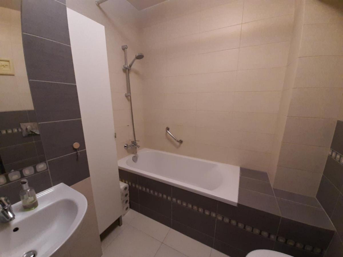 Appartamento Apartament Di Trevi - Klimatyzacja Breslavia Esterno foto